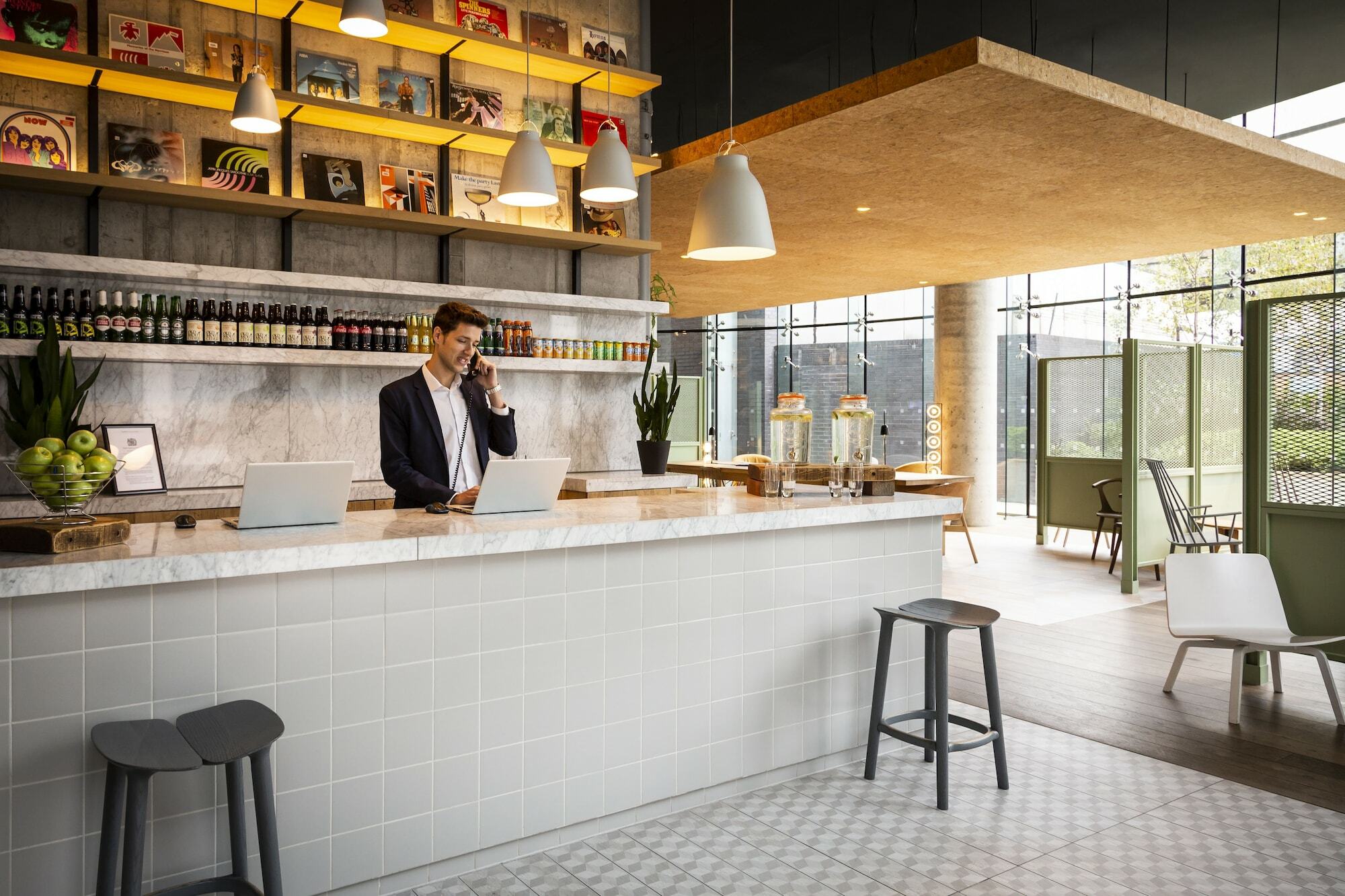 Aparthotel Adagio London Brentford Kültér fotó